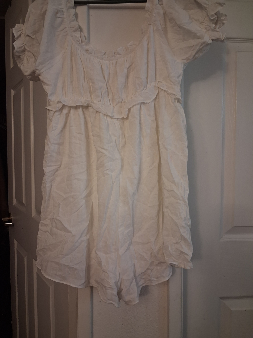 Storia White Ruffle Short Sleeve Romper